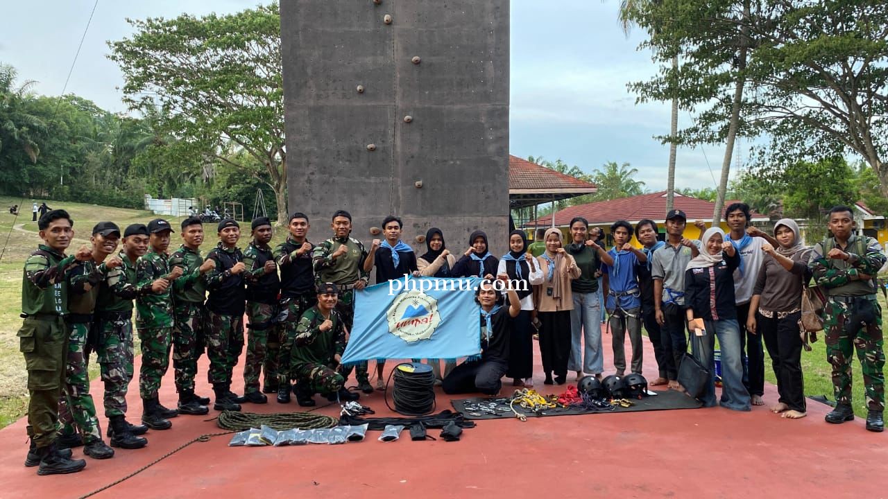 Latihan Gabungan Rappelling UKM PA UMPAL Bersama Batalyon Arhanud 5 Rudal